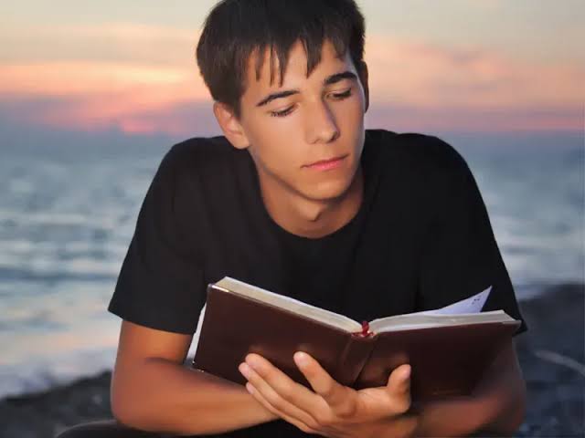 How To Live Your Life As  A Christian Teen&nbsp;(video)